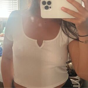 white tshirt crop